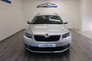 Škoda Octavia Combi 2.0 TDI Elegance/Style DSG