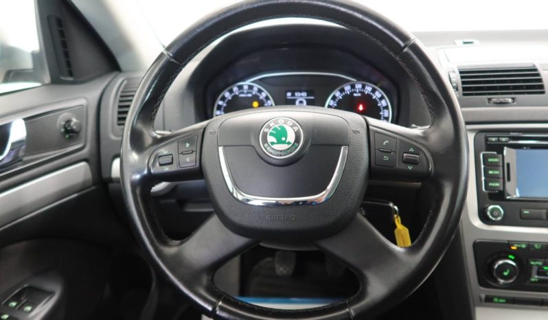 Škoda Octavia Combi 1.6 TDI CR DPF Elegance full