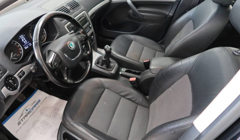 Škoda Octavia Combi 1.6 TDI CR DPF Elegance full