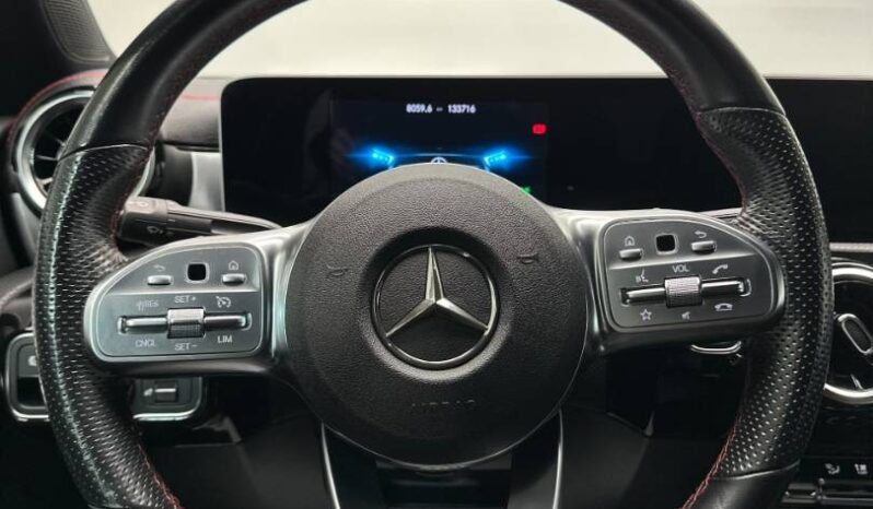 Mercedes-Benz CLA Kupé 180 d AMG Line A/T full