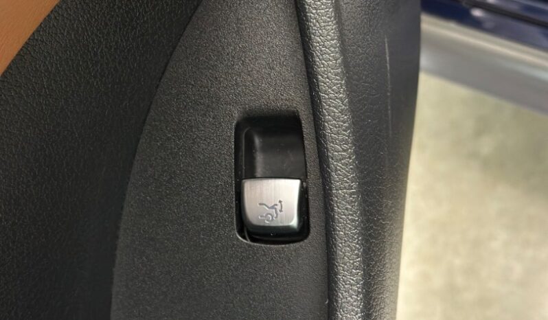 Mercedes-Benz E trieda Kupé 400 4matic A/T full