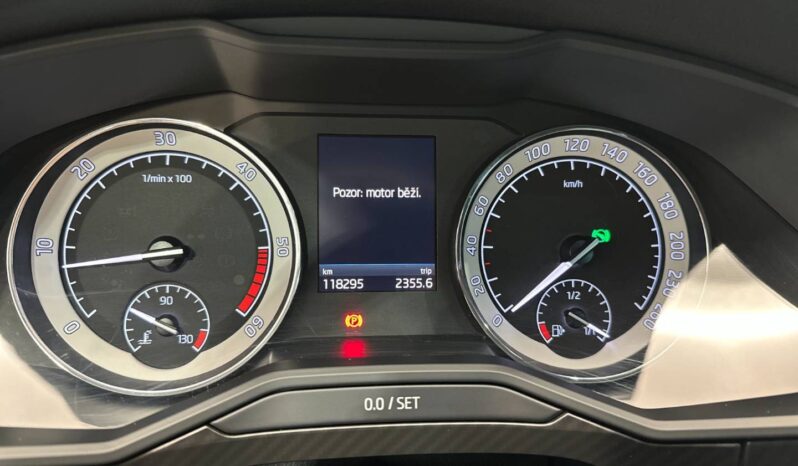 Škoda Superb 2.0 TDI SCR Sportline DSG full