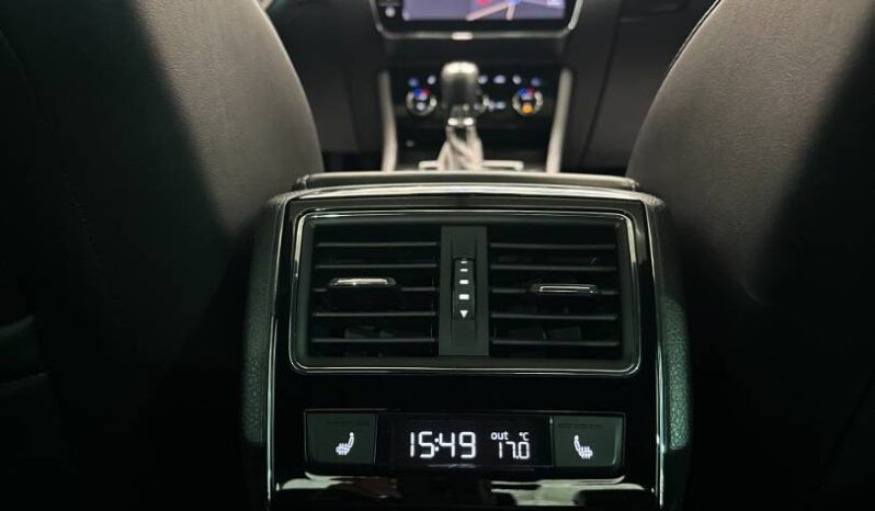 Škoda Superb 2.0 TDI SCR Sportline DSG full