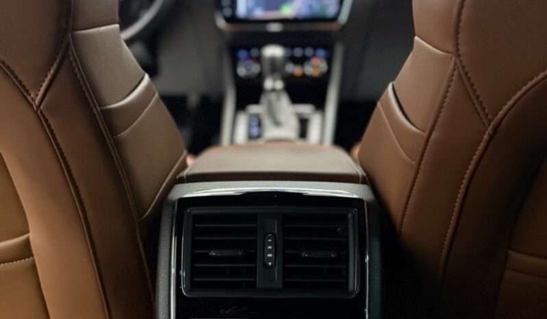 Škoda Superb Combi 2.0 TDI SCR L&K 4×4 DSG full