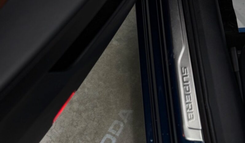 Škoda Superb Combi 2.0 TDI SCR L&K 4×4 DSG full