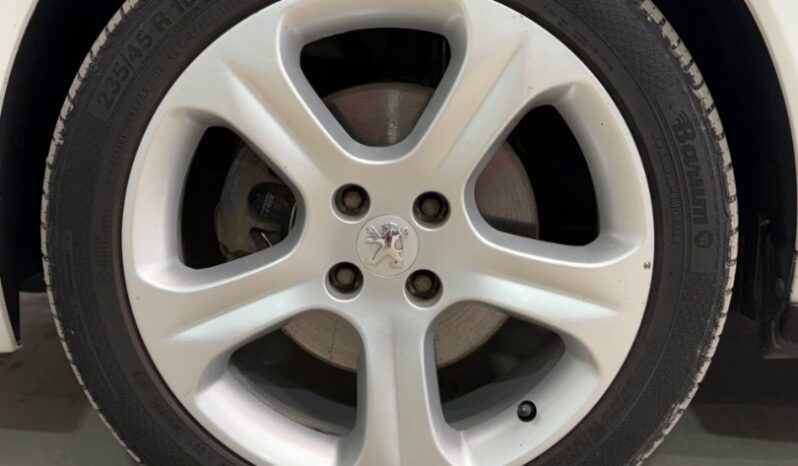 Peugeot 3008 2.0 HDi  Executive Pack_ 1.majiteľ kupované v SR full