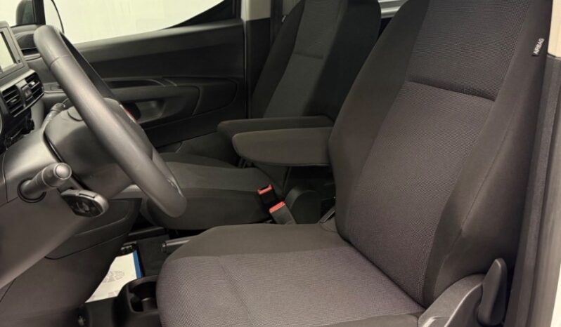 Fiat Dobló 1.5 BlueHDi 100, 1.Majiteľ kupované na Slovensku full