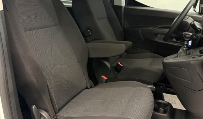 Fiat Dobló 1.5 BlueHDi 100, 1.Majiteľ kupované na Slovensku full