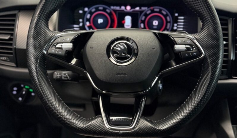 Škoda Kodiaq Sportline 2.0 TDI DSG 4×4 / Virtual Cockpit / Kamera / Canton / 1.Majiteľ full