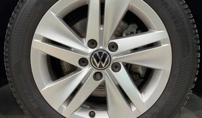 Volkswagen Golf 1.5 TSI ACT Life 1.majiteľ, kupované v SR full