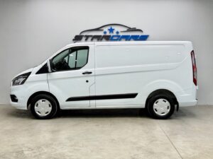 Ford Transit Custom Trend 2.0 TDCi 96 kW/130PS L1H1 / 21 270 km _ Regálový systém Sortimo + podlaha