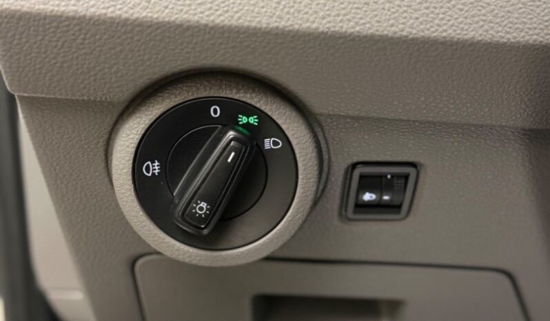 Volkswagen Caravelle Long 2,0 110kW DSG 9 miestne full