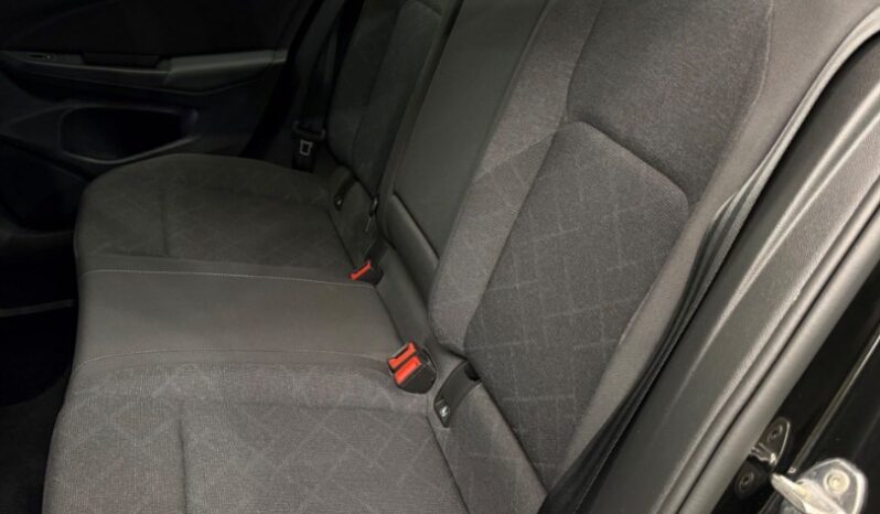 Volkswagen Golf 2.0 TDI Life 1.Majiteľ SR Nehavarované Nelakované full