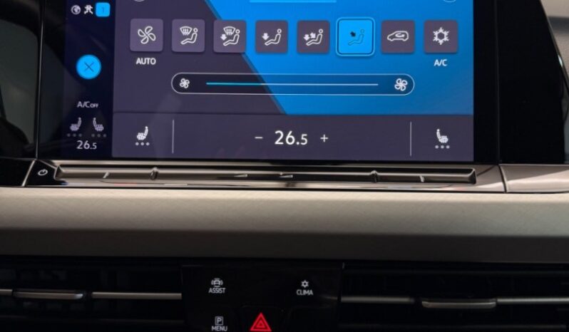 Volkswagen Golf 2.0 TDI Life 1.Majiteľ SR Nehavarované Nelakované full