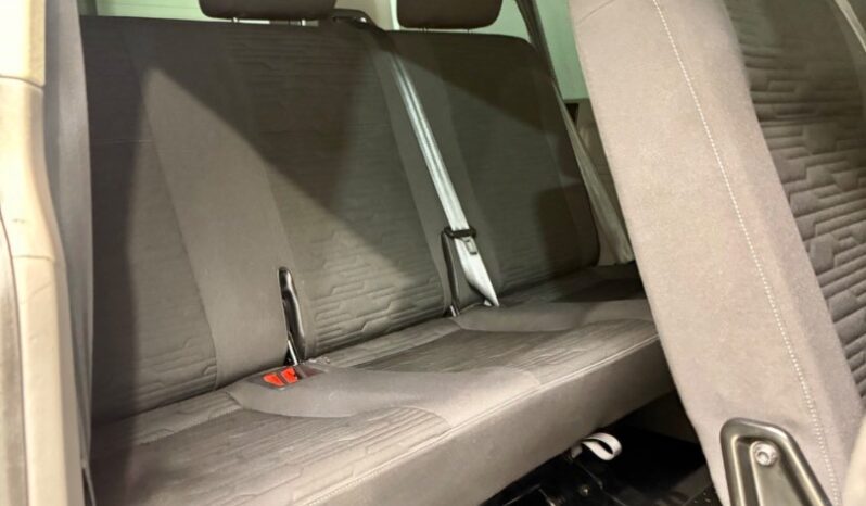 Volkswagen Caravelle Long 2,0 110kW DSG 9 miestne full