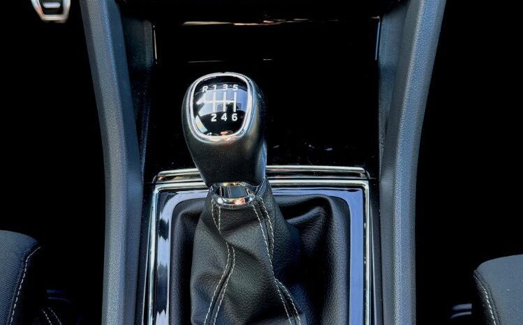 Škoda Karoq 2.0 TDI EVO SCR Sportline full