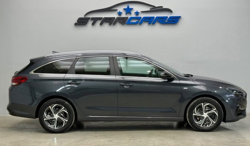 Hyundai i30 CW Family 1,5i T-GDI MHEV full