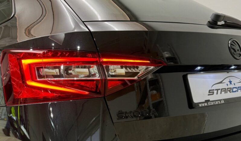 Škoda Superb Combi 2.0 TDI Sportline DSG full