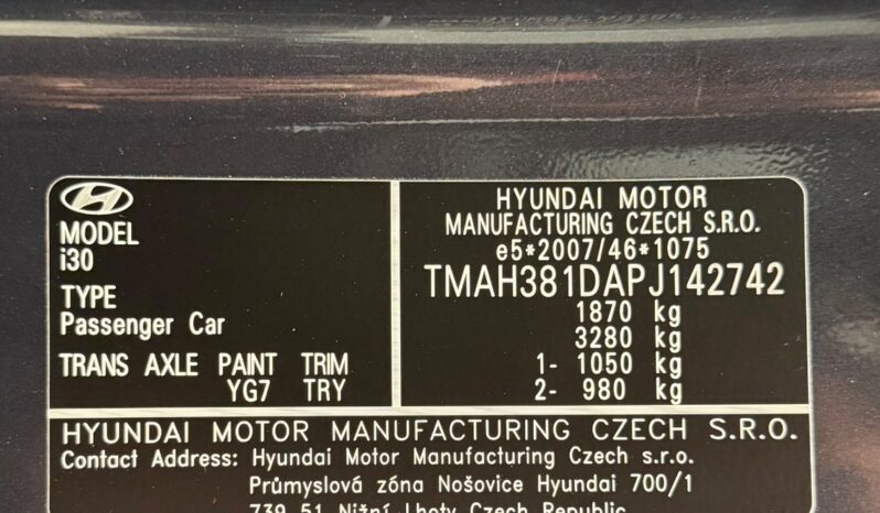 Hyundai i30 CW Family 1,5i T-GDI MHEV full