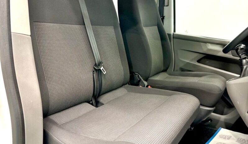 Volkswagen T6 Kombi 2.0 TDI BMT 81kW/110 PS _ predĺžený_9.miestny full