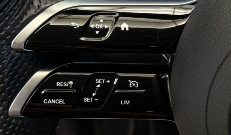 Mercedes-Benz C trieda Sedan 180 AMG Line 9G-TRONIC Night Paket Premium MHEV full