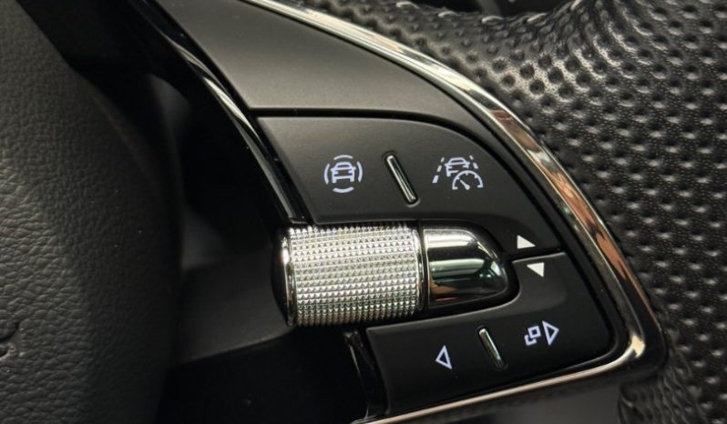 Škoda Karoq Sportline 2.0 TDI 140 kW DSG 4×4 ACC Panorama Columbus full