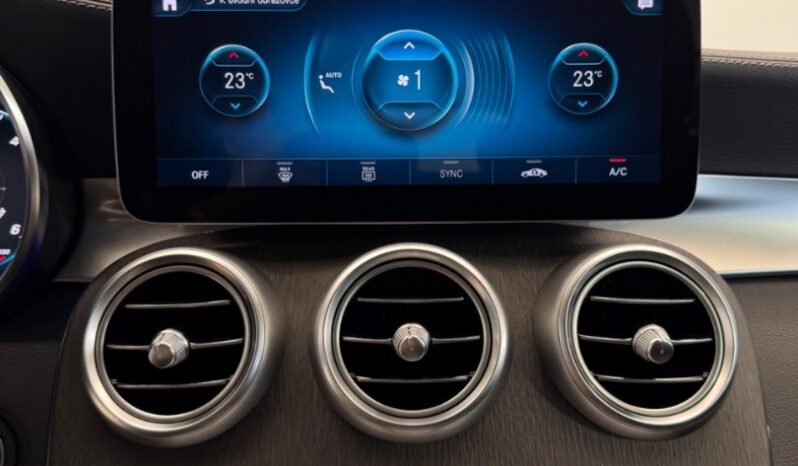 Mercedes-Benz GLC SUV 220 d 4MATIC 143kW 9G-TRONIC • AMG LINE • DISTRONIC • ŤAŽNÉ •  1.MAJ. • SR full