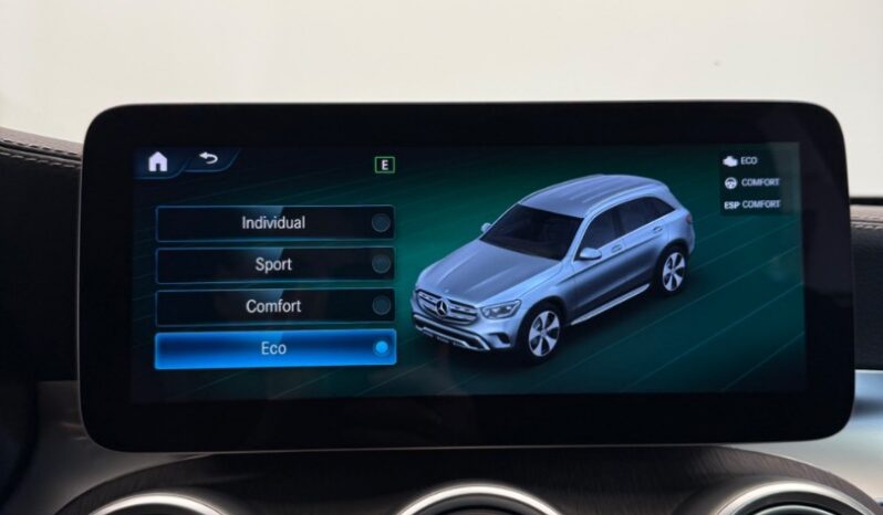 Mercedes-Benz GLC SUV 220 d 4MATIC 143kW 9G-TRONIC • AMG LINE • DISTRONIC • ŤAŽNÉ •  1.MAJ. • SR full