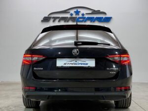 Škoda Superb Combi 2,0TDI L&K 190k 4×4 140kW A7