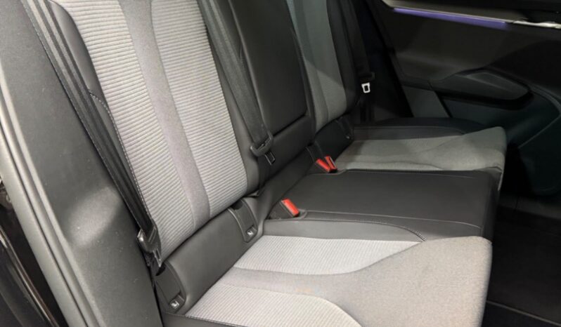 Škoda Enyaq iV 80 LOFT 150 kW • TEPELNÉ ČERPADLO • ŤAŽNÉ • 21″ BETRIA • MATRIX LED • KAMERA full