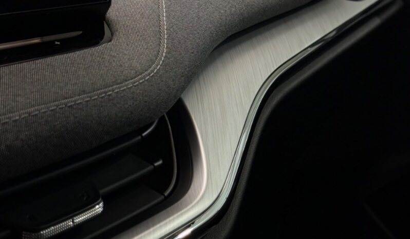 Škoda Enyaq iV 80 LOFT 150 kW • TEPELNÉ ČERPADLO • ŤAŽNÉ • 21″ BETRIA • MATRIX LED • KAMERA full